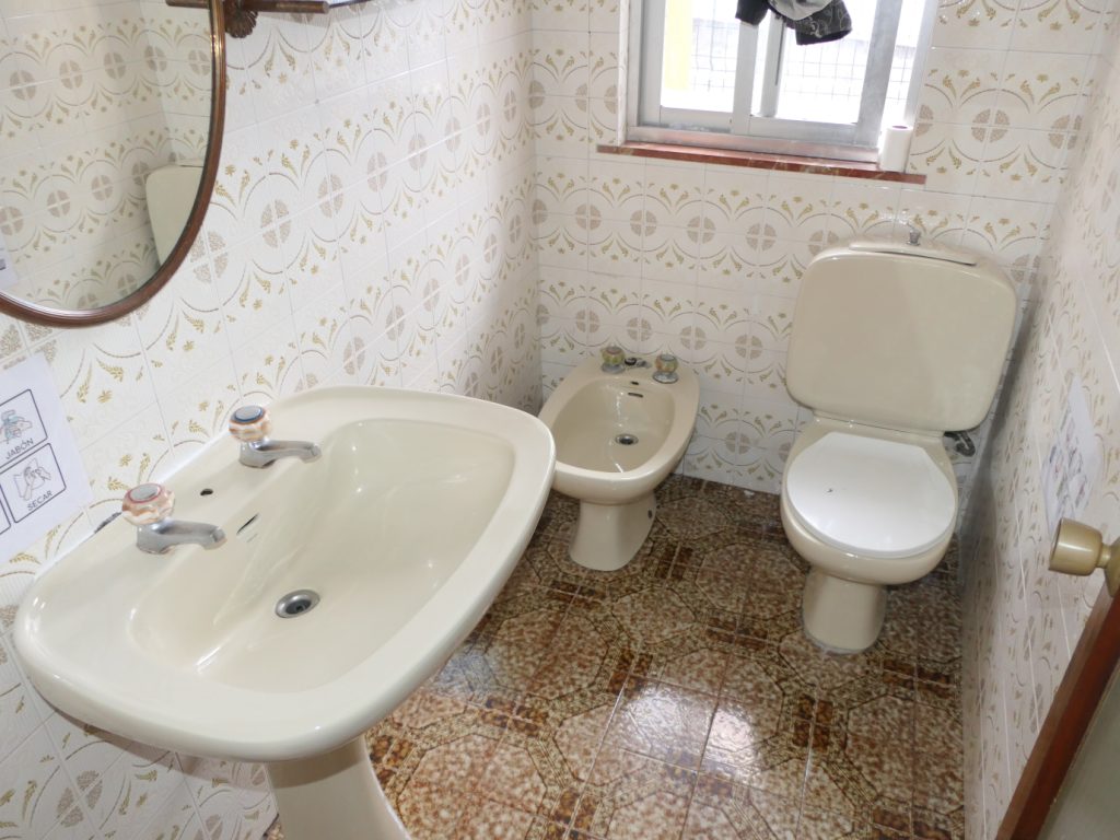 Piso de 4 dormitorios, Río Navia