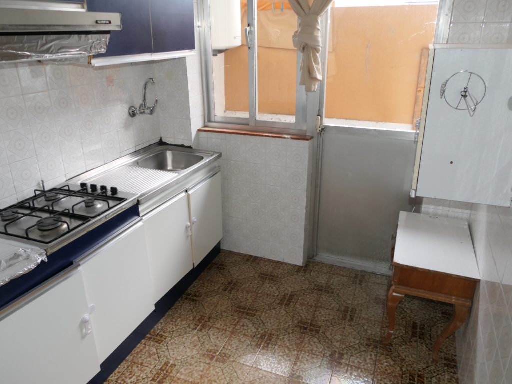 Piso de 4 dormitorios, Río Navia