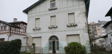 Chalet individual, Casas Baratas