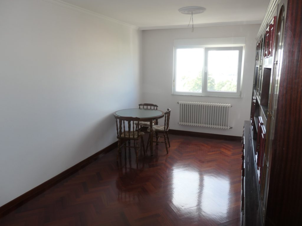 Piso de 3 dormitorios, Rúa da Herba