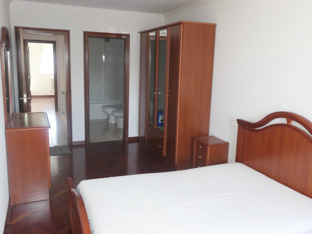 Piso de 3 dormitorios, Rúa da Herba