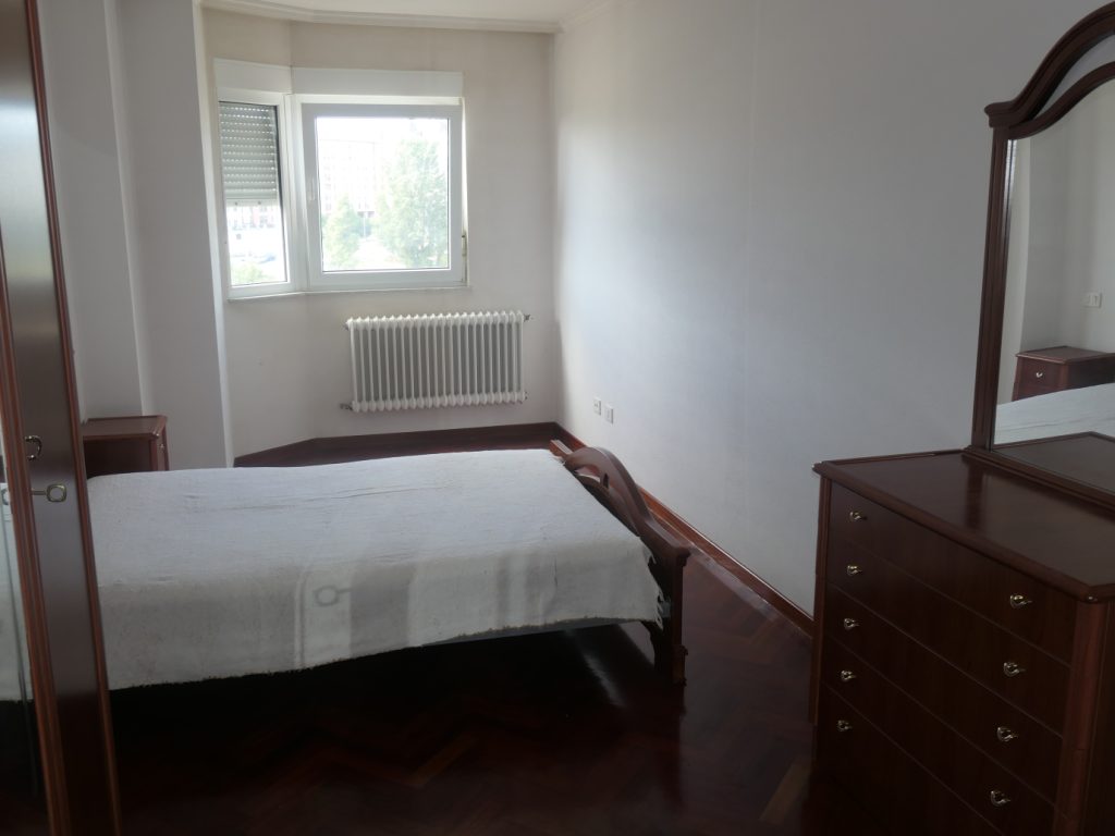 Piso de 3 dormitorios, Rúa da Herba