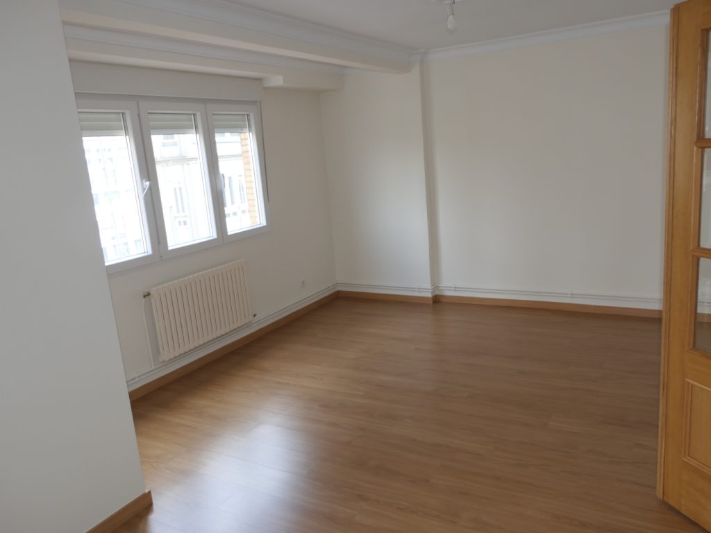 Piso de 4 dormitorios, Avda. de La Coruña