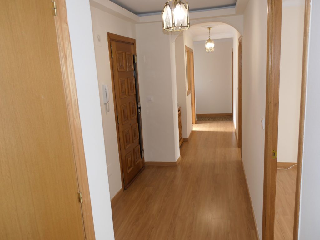 Piso de 4 dormitorios, Avda. de La Coruña