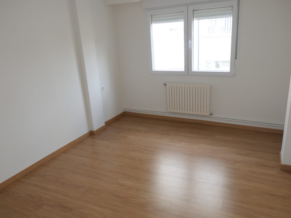 Piso de 4 dormitorios, Avda. de La Coruña