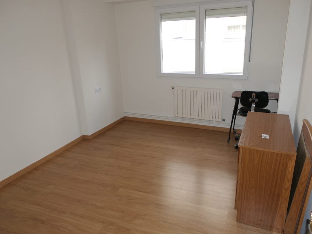 Piso de 4 dormitorios, Avda. de La Coruña