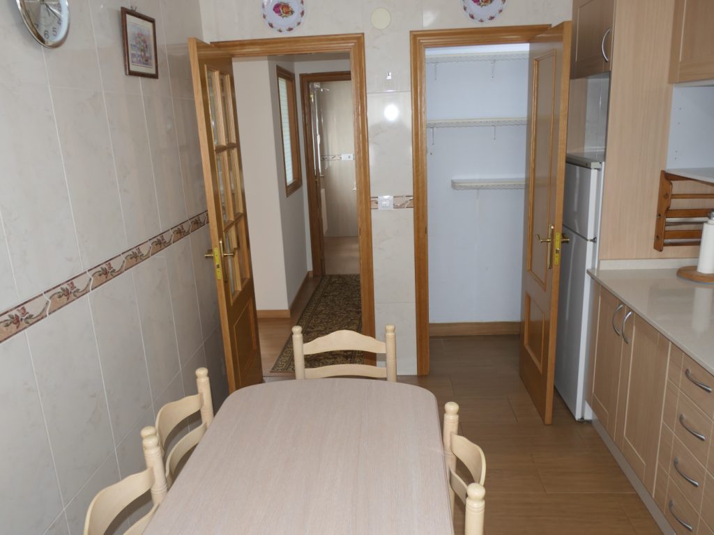 Piso de 4 dormitorios, Avda. de La Coruña
