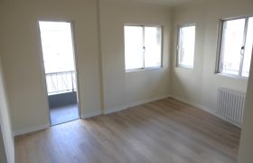Piso de 4 dormitorios, Río Navia