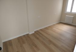 Piso de 4 dormitorios, Río Navia