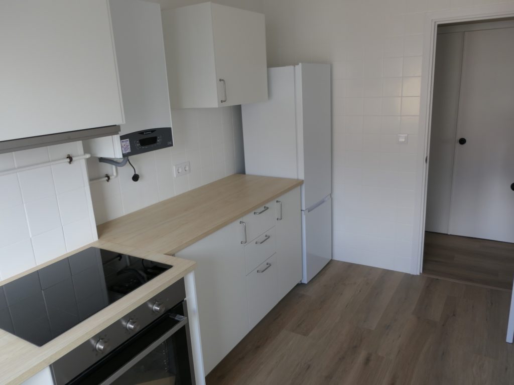 Piso de 4 dormitorios, Río Navia