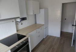 Piso de 4 dormitorios, Río Navia