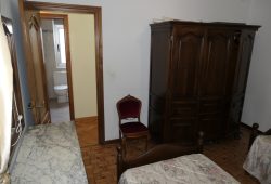 Piso de 5 dormitorios, Calle Conde