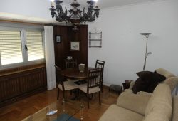Piso de 5 dormitorios, Calle Conde