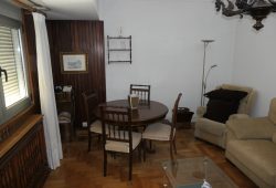 Piso de 5 dormitorios, Calle Conde