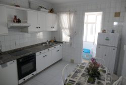 Piso de 3/4 dormitorios, Avda. de La Coruña