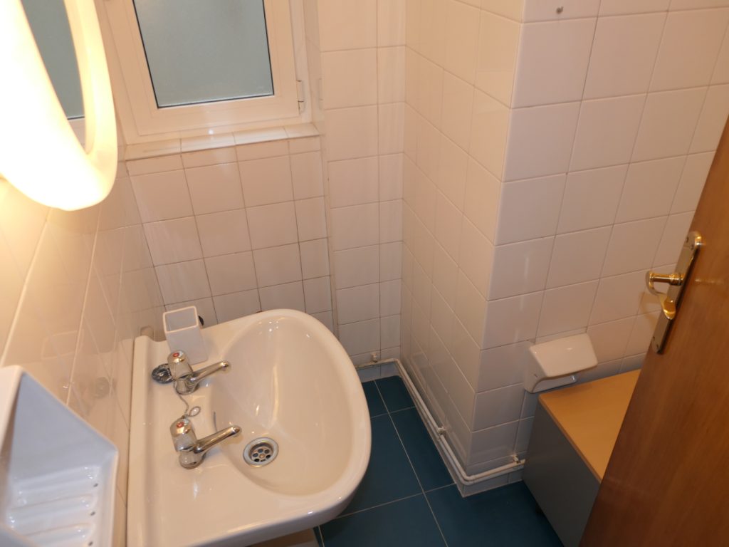 Piso de 5 dormitorios, Río Navia