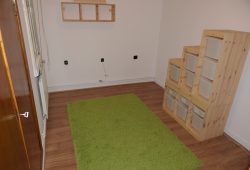 Piso de 5 dormitorios, Río Navia