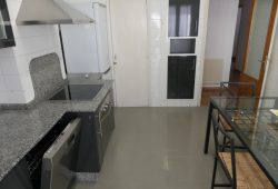Piso de 5 dormitorios, Río Navia
