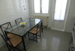Piso de 5 dormitorios, Río Navia