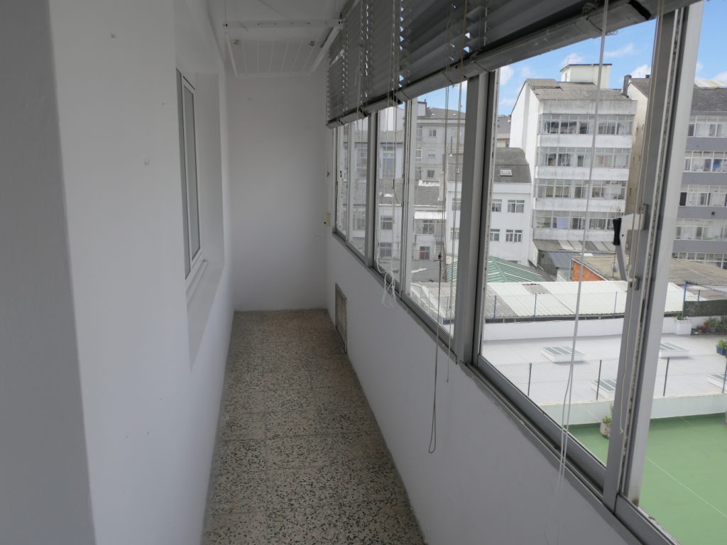 Piso de 5 dormitorios, Río Navia