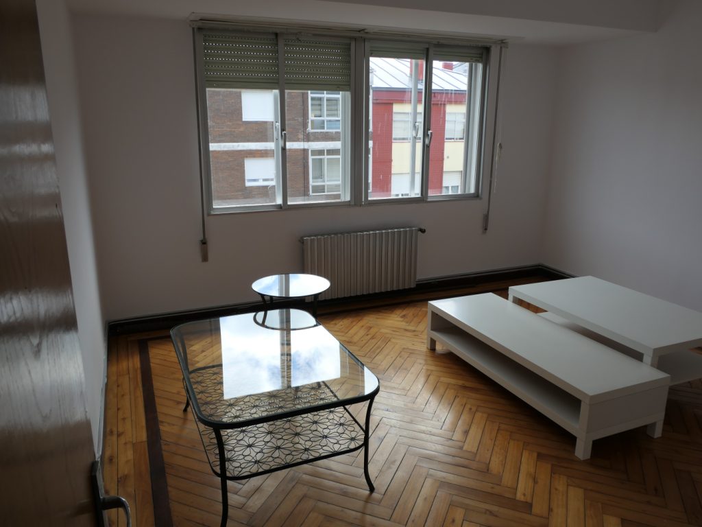 Piso de 5 dormitorios, Río Navia