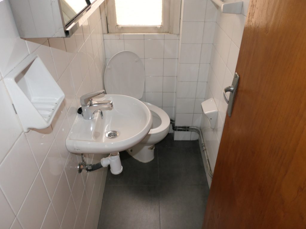 Piso de 5 dormitorios, Río Navia