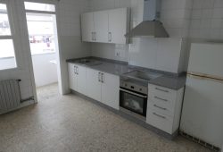 Piso de 5 dormitorios, Río Navia