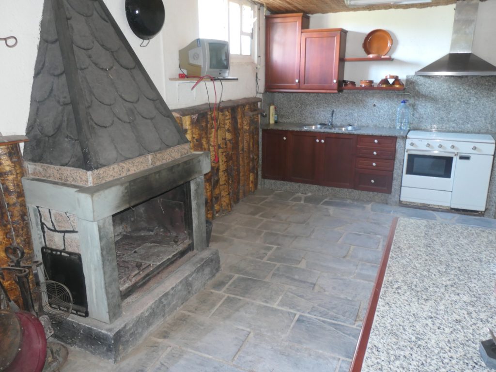 Chalet individual de 5 dormitorios, Calde