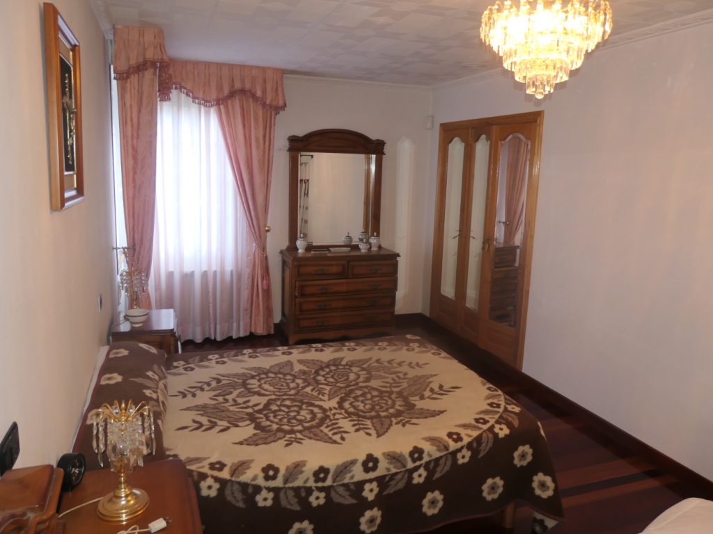 Chalet individual de 5 dormitorios, Calde