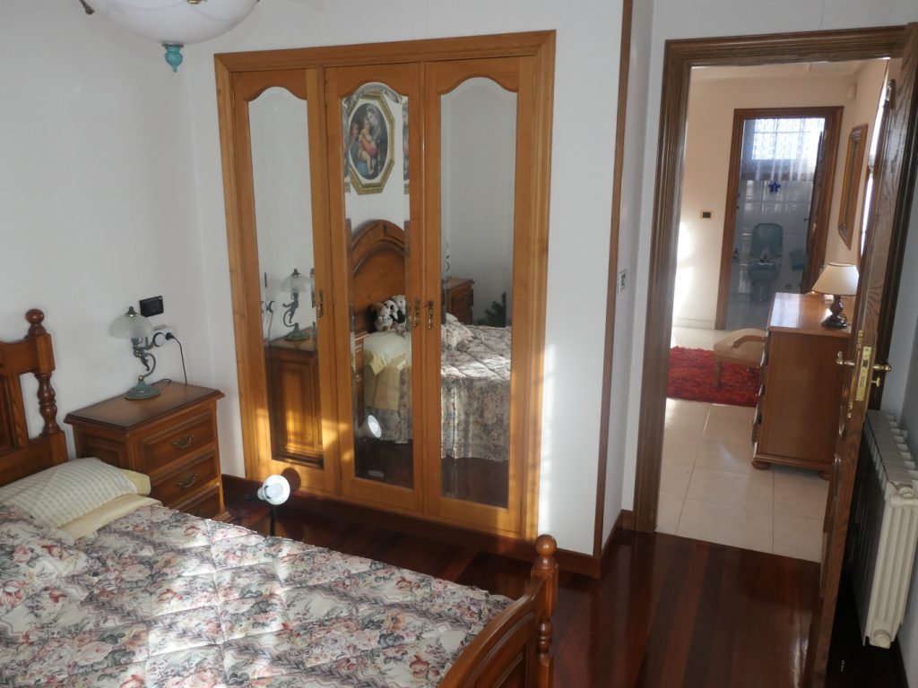 Chalet individual de 5 dormitorios, Calde