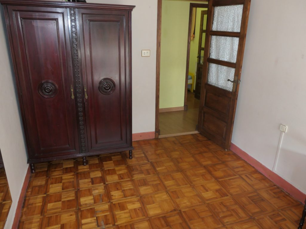 Piso de 4 dormitorios, Río Eo