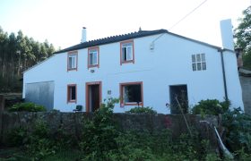 Casa de piedra, Begonte