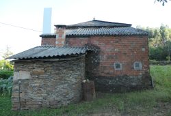 Casa de piedra, Begonte