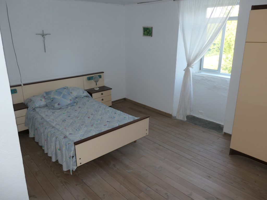 Casa de piedra, Begonte