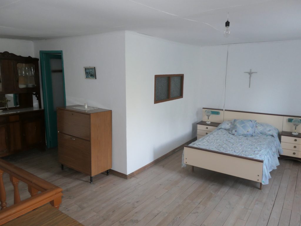 Casa de piedra, Begonte