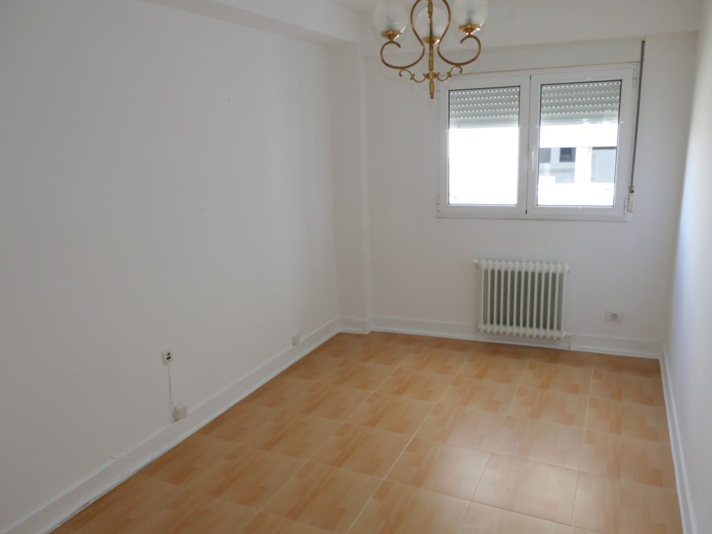 Piso de 4 dormitorios, Rúa Nova