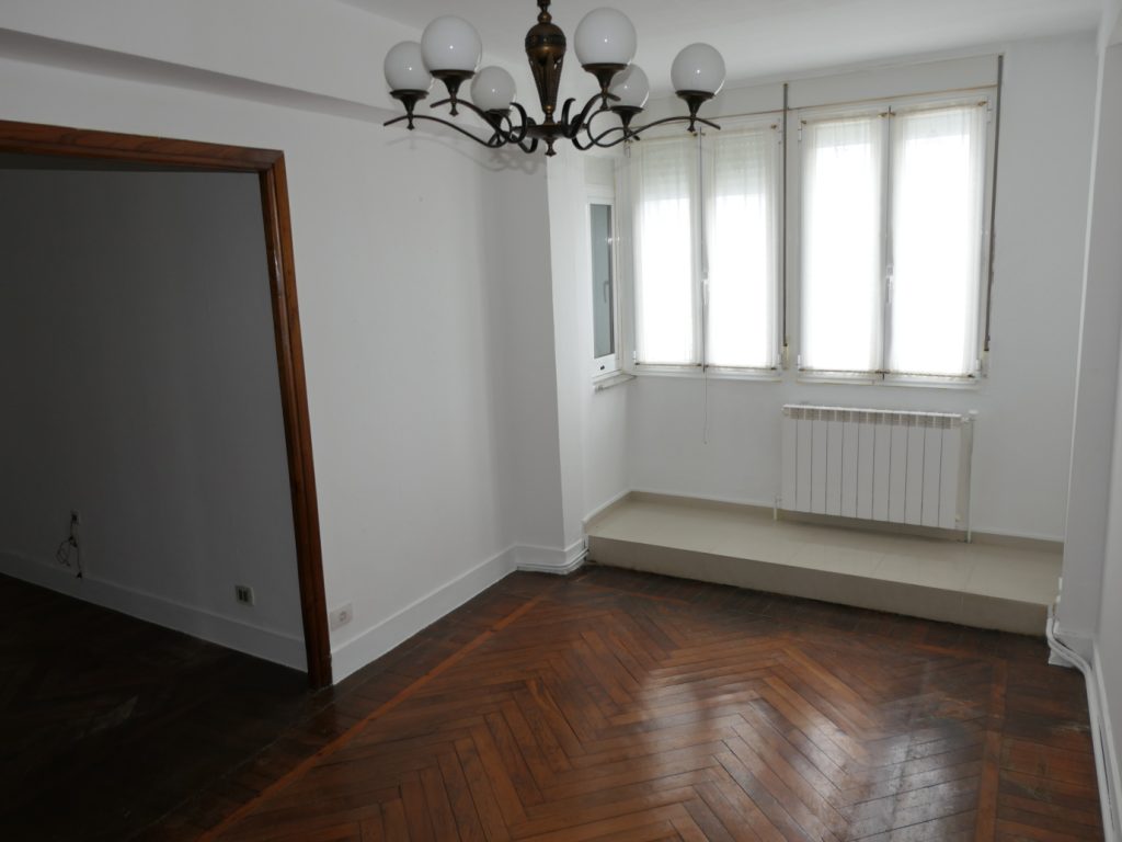 Piso de 4 dormitorios, Rúa Nova