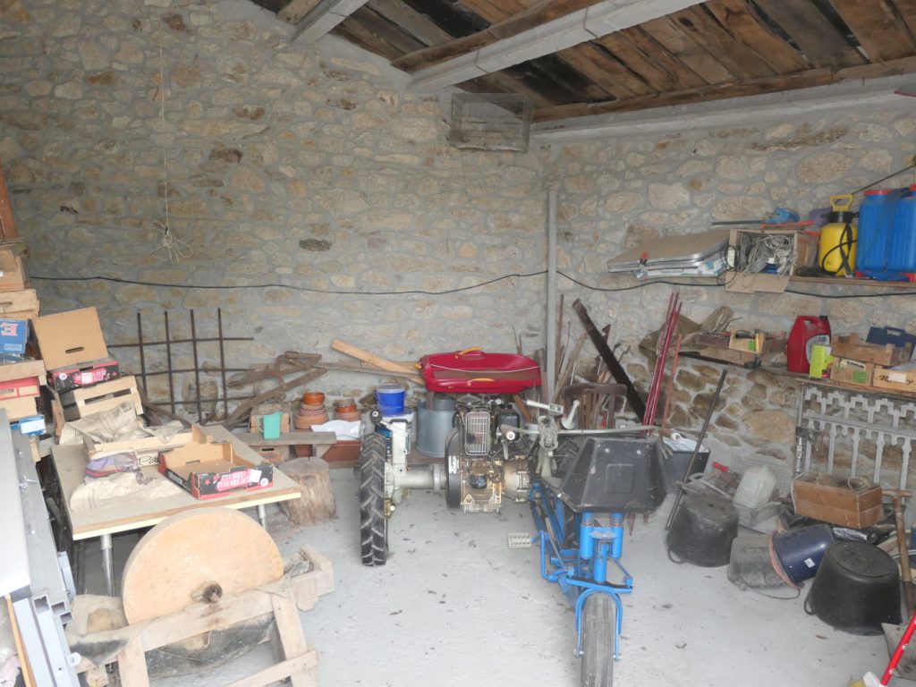 Casa de piedra pareada, Fonteseca – Xiá