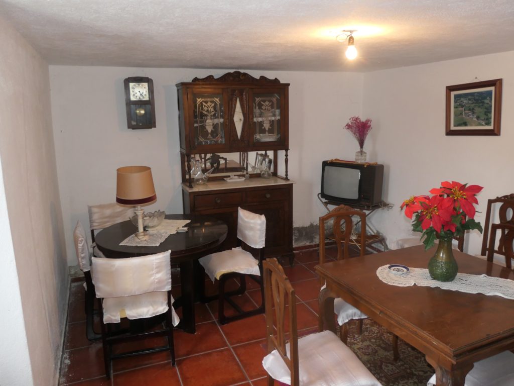 Casa de piedra pareada, Fonteseca – Xiá