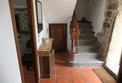 Casa de piedra pareada, Fonteseca – Xiá