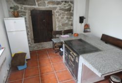 Casa de piedra pareada, Fonteseca – Xiá