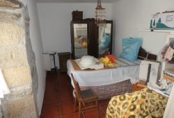 Casa de piedra pareada, Fonteseca – Xiá