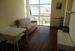 Apartamento de 2 dormitorios, Plaza nueva de La Milagrosa