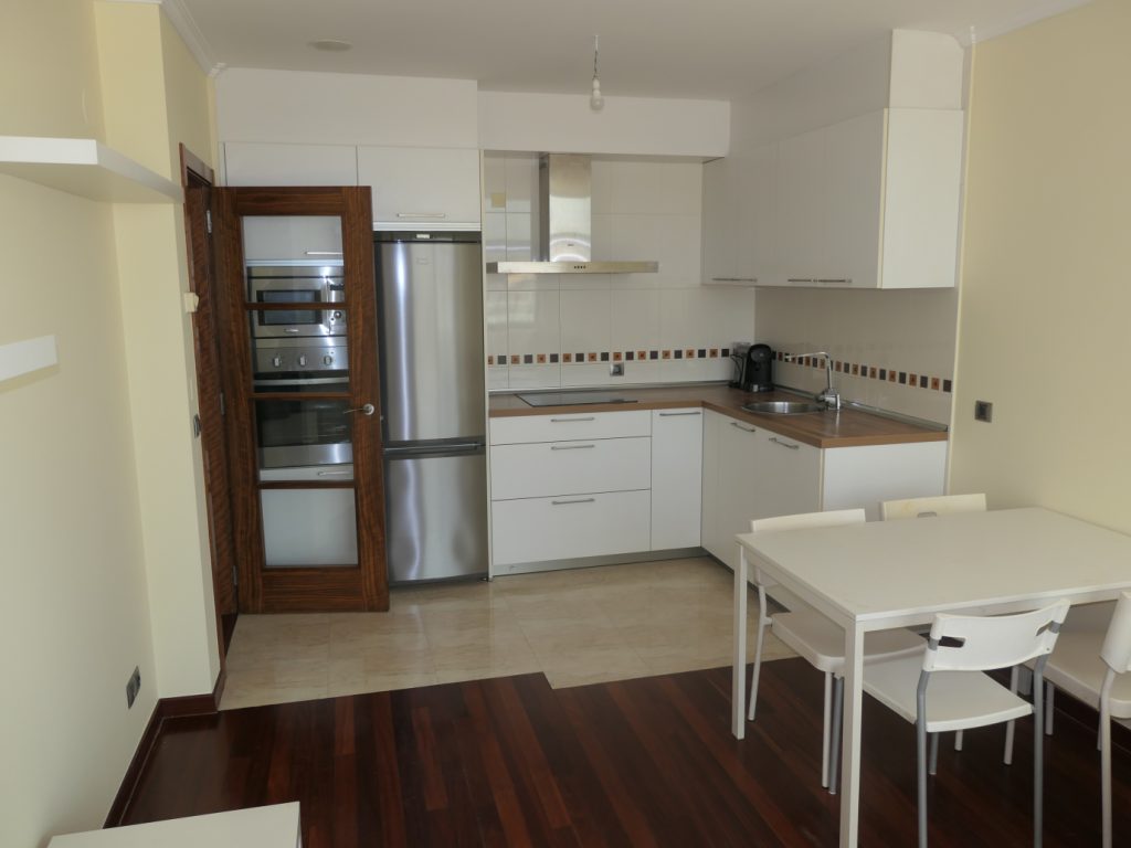 Apartamento de 2 dormitorios, Plaza nueva de La Milagrosa