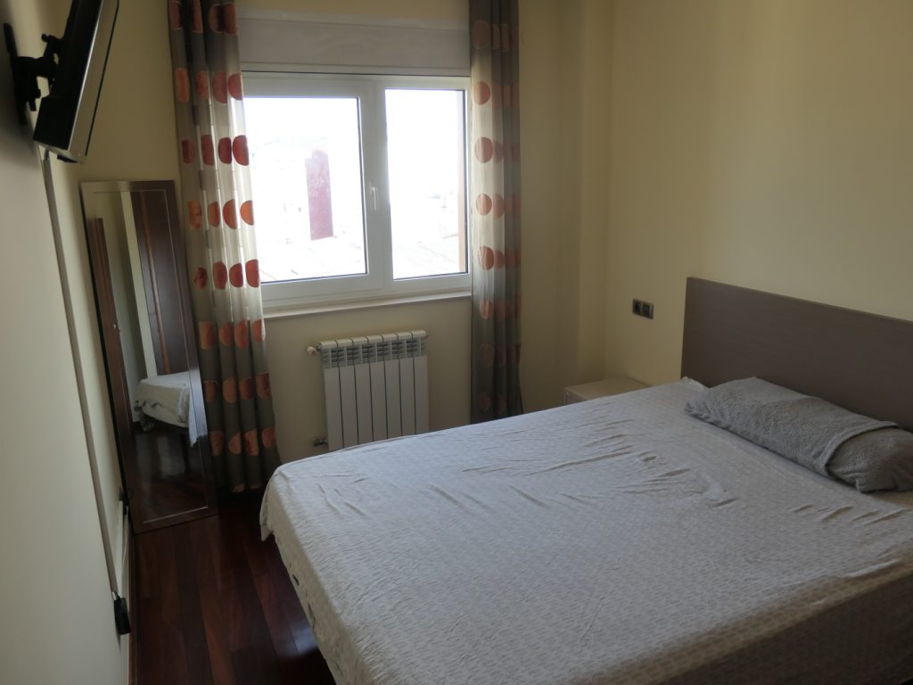 Apartamento de 2 dormitorios, Plaza nueva de La Milagrosa