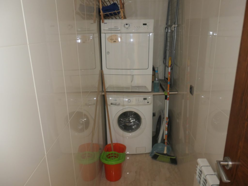 Apartamento de 2 dormitorios, Plaza nueva de La Milagrosa