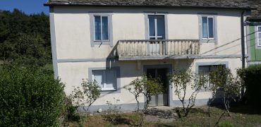 Casa de piedra pareada, Carral-Begonte
