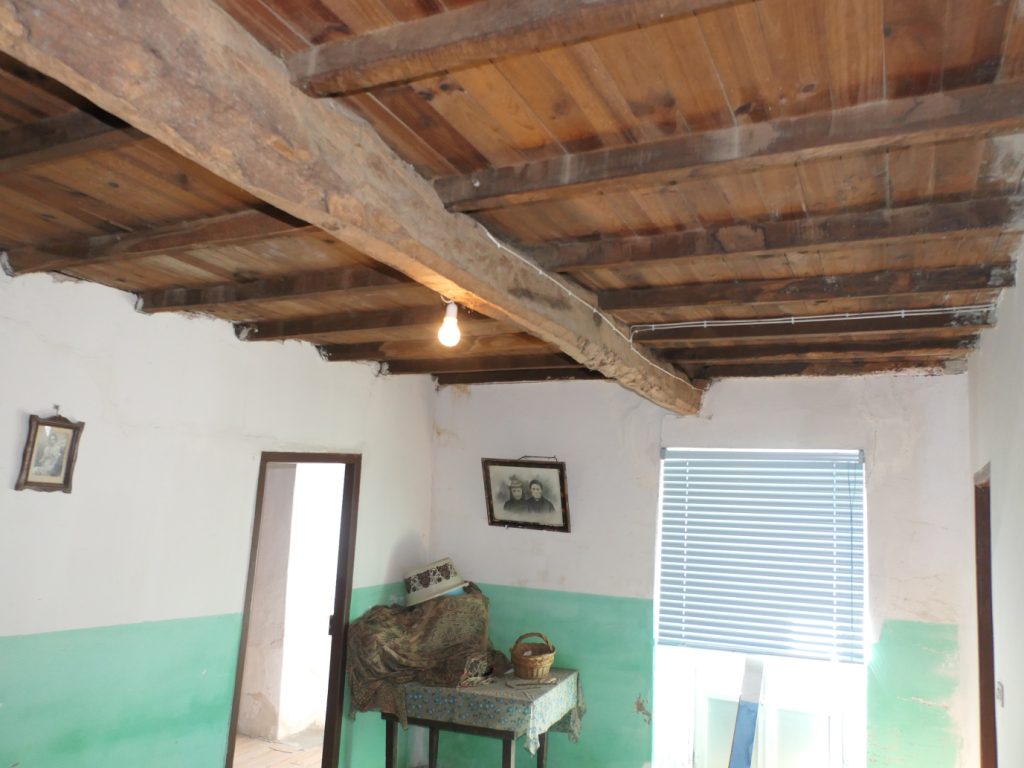 Casa de piedra pareada, Carral-Begonte