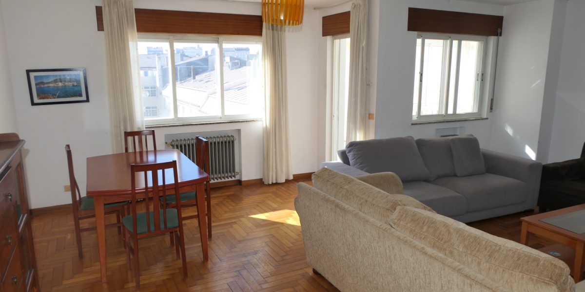 Piso de 3/4 dormitorios, Avda. de La Coruña