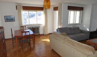 Piso de 3/4 dormitorios, Avda. de La Coruña